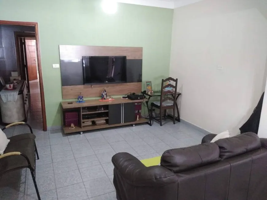 Foto 1 de Casa com 2 Quartos à venda, 130m² em Jardim Veneza, São José dos Campos