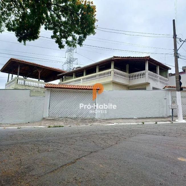 Foto 1 de Casa com 3 Quartos à venda, 280m² em Parque Boa Esperança, São Paulo