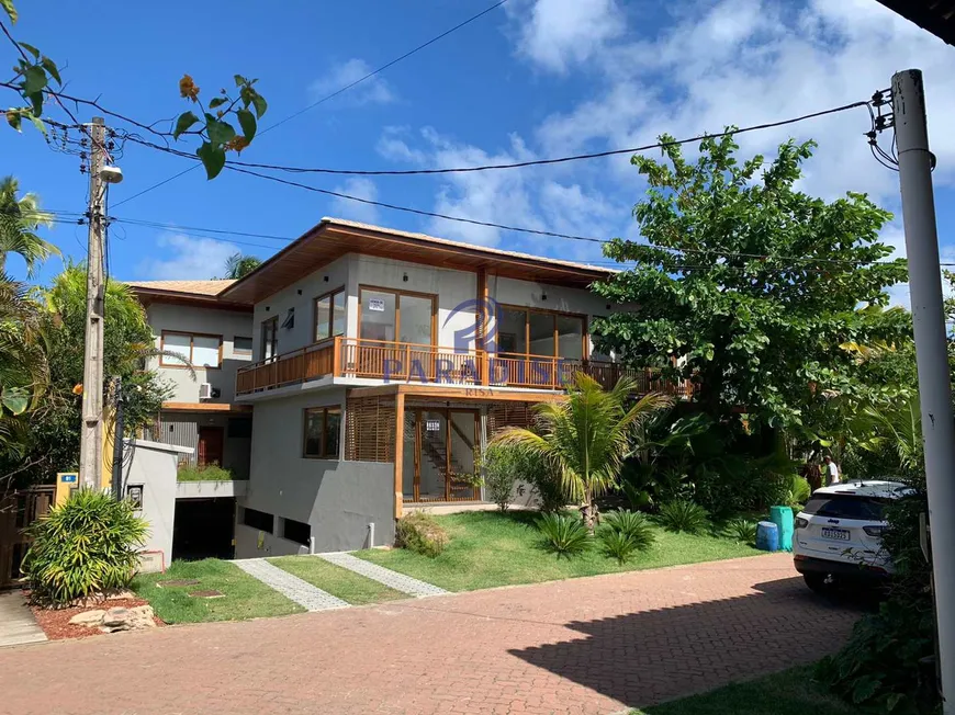 Foto 1 de Apartamento com 3 Quartos à venda, 106m² em Praia do Forte, Mata de São João