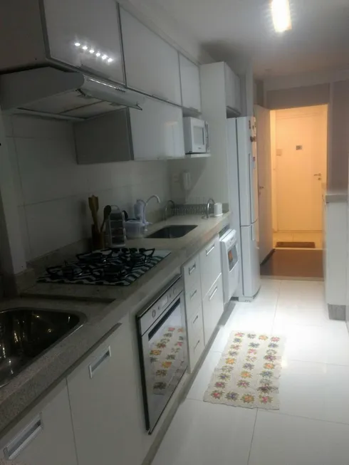 Foto 1 de Apartamento com 2 Quartos à venda, 65m² em Vila Cunha Bueno, São Paulo