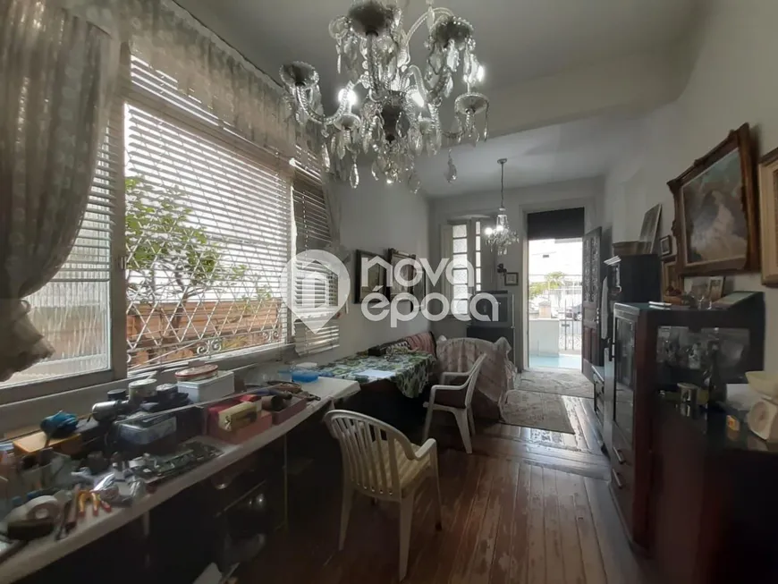 Foto 1 de Casa com 4 Quartos à venda, 170m² em Grajaú, Rio de Janeiro