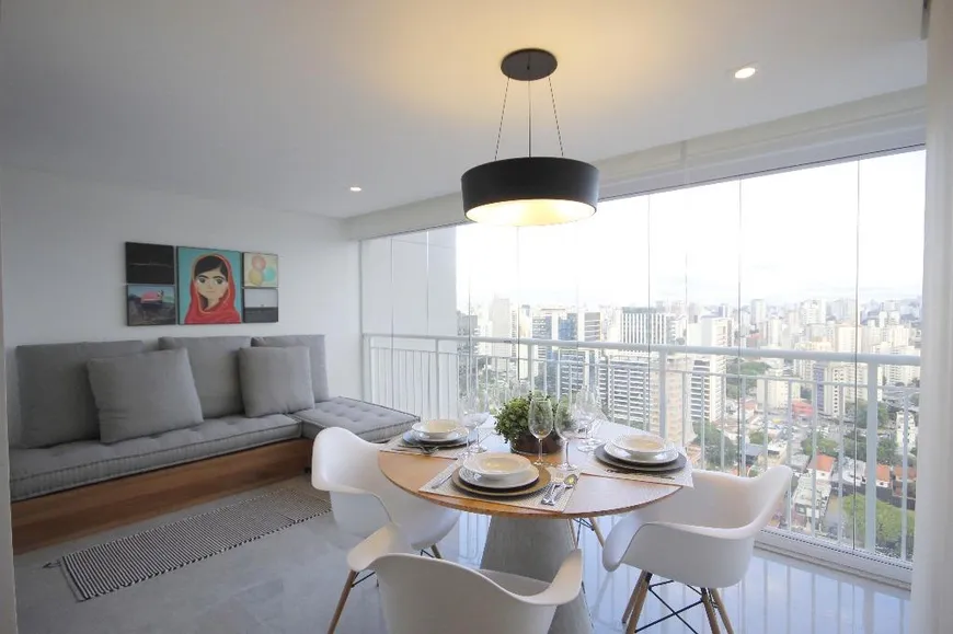 Foto 1 de Apartamento com 1 Quarto para alugar, 57m² em Itaim Bibi, São Paulo