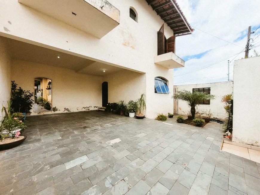 Foto 1 de Casa com 4 Quartos à venda, 182m² em Vila Amorim, Americana