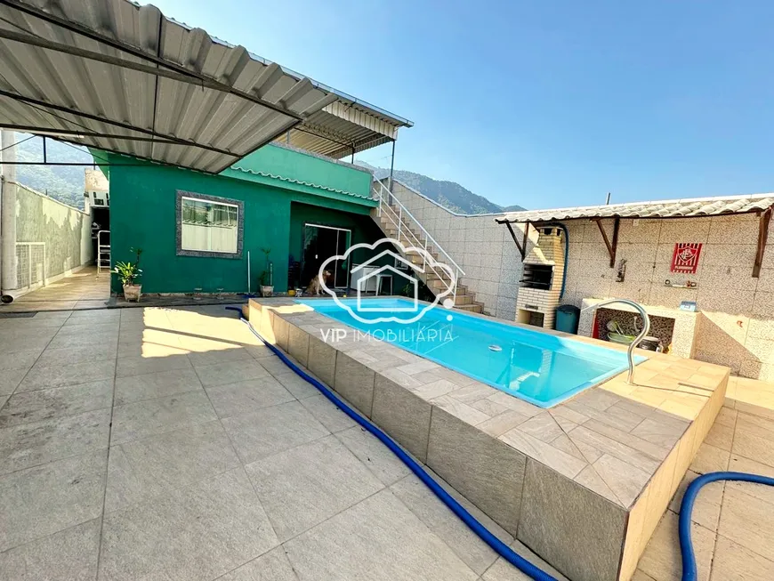 Foto 1 de Casa com 3 Quartos à venda, 198m² em Campo Grande, Rio de Janeiro
