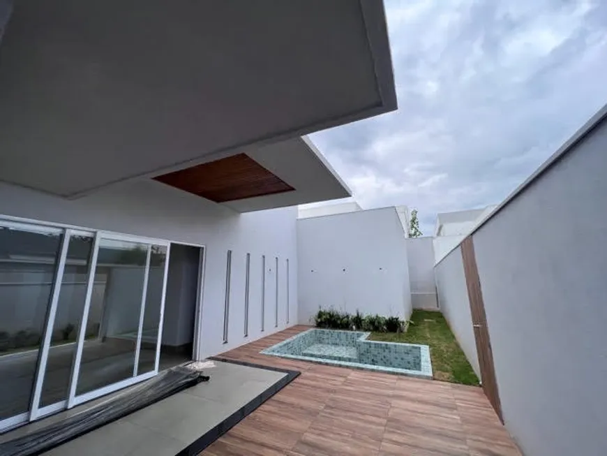 Foto 1 de Casa de Condomínio com 3 Quartos à venda, 202m² em Splendido, Uberlândia