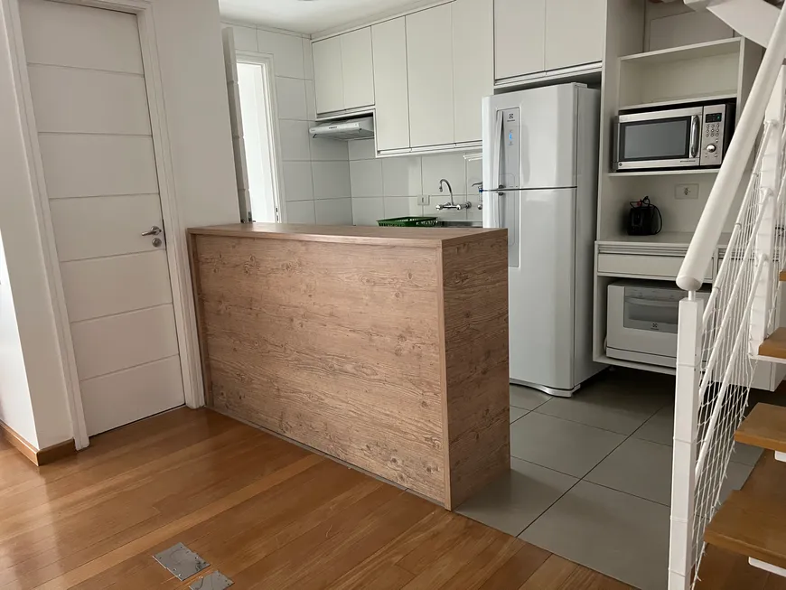 Foto 1 de Apartamento com 1 Quarto para alugar, 100m² em Jardim Paulista, São Paulo