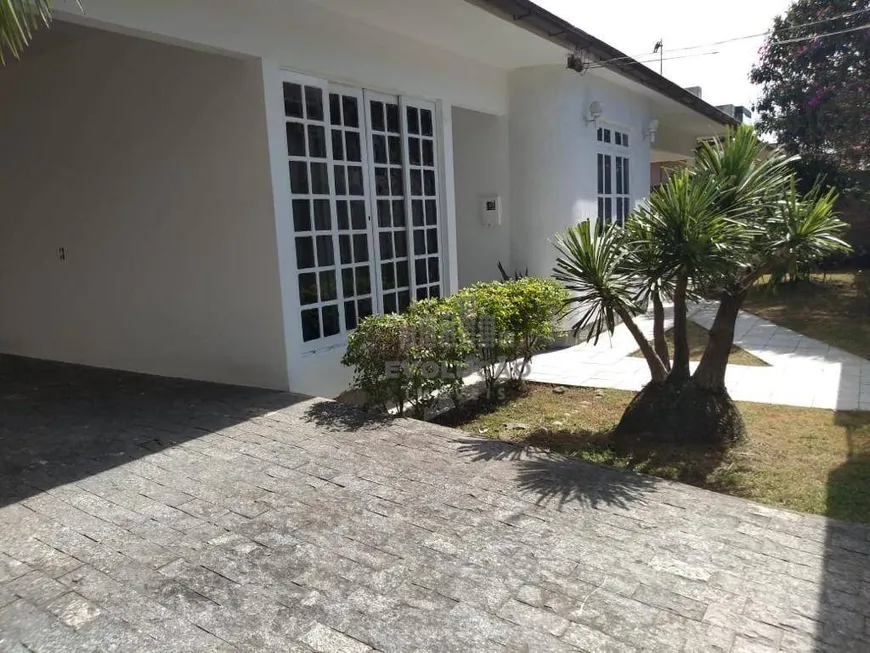 Foto 1 de Casa com 3 Quartos à venda, 189m² em Centro, Biguaçu