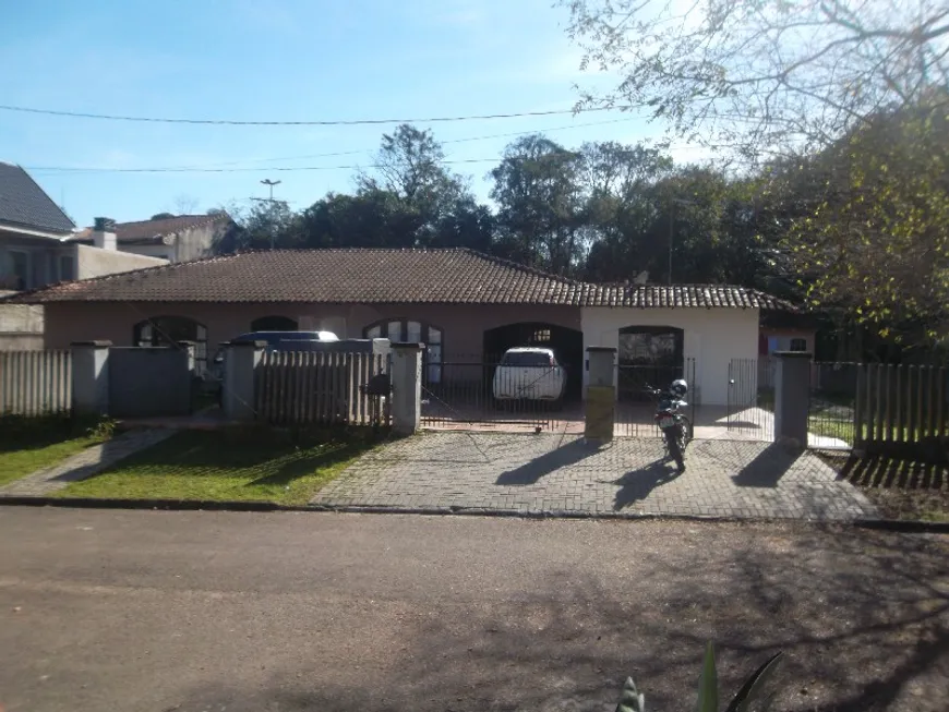 Foto 1 de Casa com 4 Quartos à venda, 200m² em Mossunguê, Curitiba