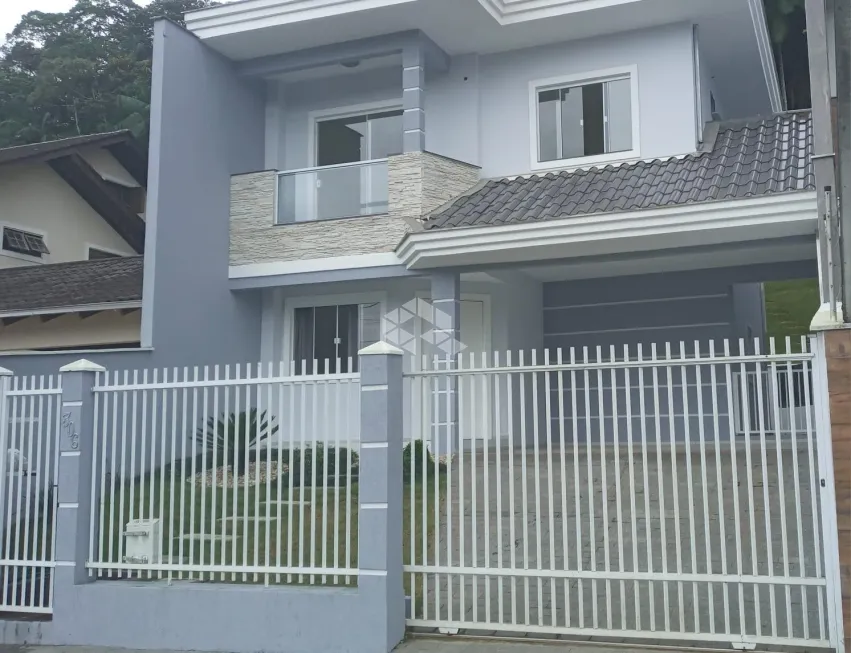 Foto 1 de Casa com 3 Quartos à venda, 149m² em Glória, Joinville