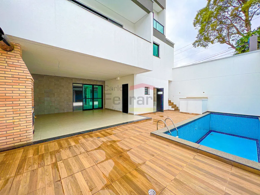 Foto 1 de Casa de Condomínio com 4 Quartos à venda, 400m² em Tremembé, São Paulo