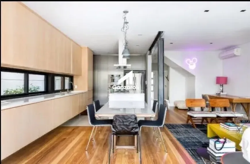 Foto 1 de Casa com 3 Quartos à venda, 230m² em Alto Da Boa Vista, São Paulo