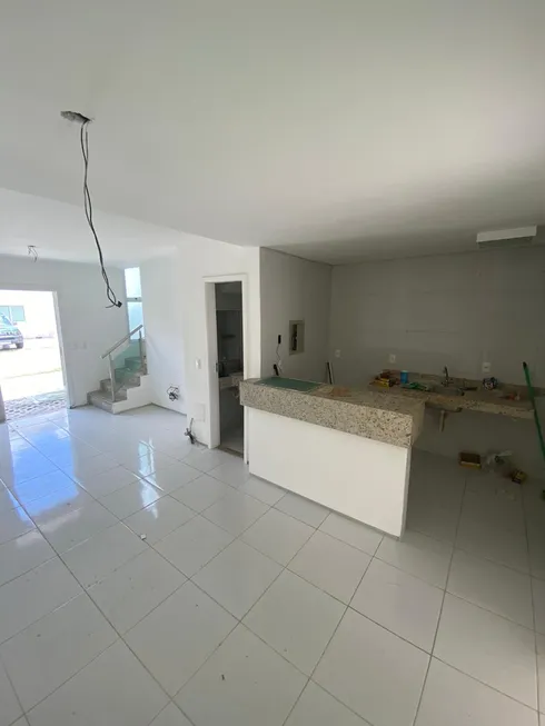 Foto 1 de Casa de Condomínio com 2 Quartos à venda, 89m² em Curió, Fortaleza