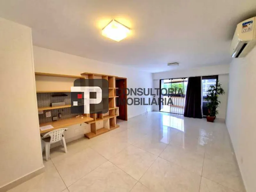 Foto 1 de Apartamento com 4 Quartos à venda, 140m² em Barra da Tijuca, Rio de Janeiro