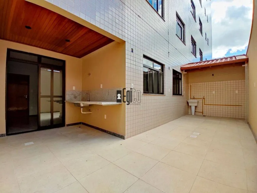 Foto 1 de Apartamento com 2 Quartos à venda, 83m² em Santa Helena, Juiz de Fora