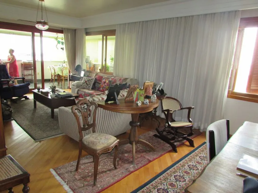Foto 1 de Apartamento com 4 Quartos à venda, 185m² em Santa Tereza, Porto Alegre