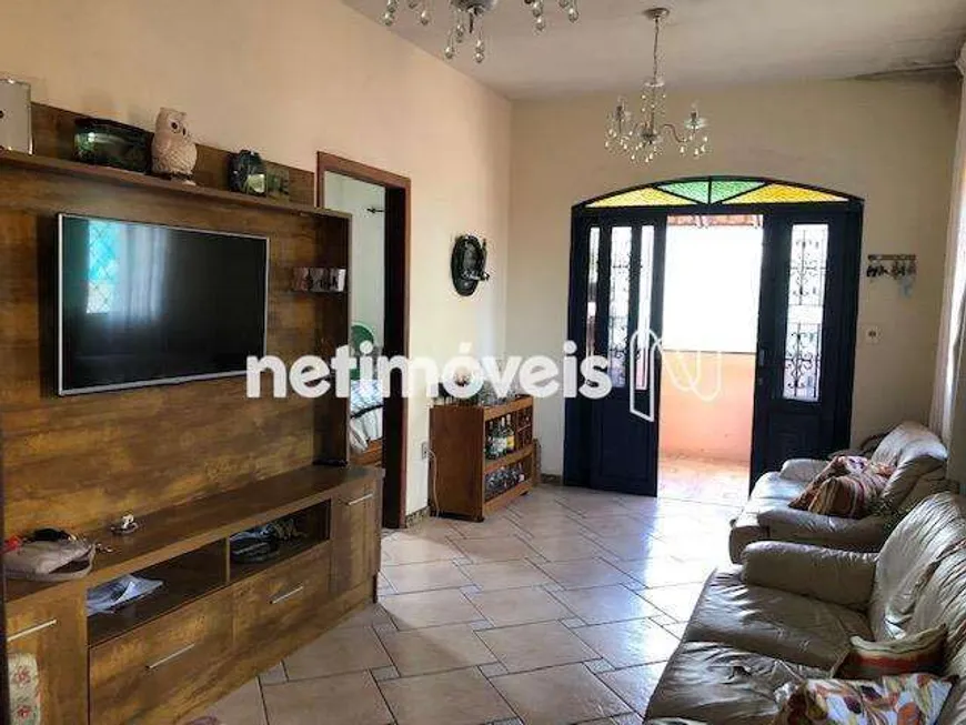 Foto 1 de Casa com 6 Quartos à venda, 289m² em Salgado Filho, Belo Horizonte