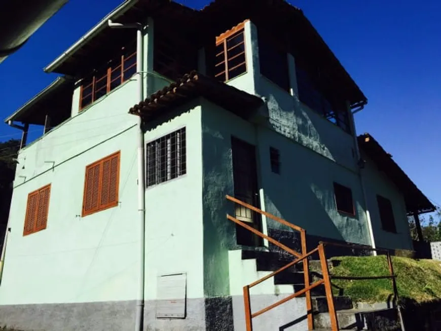 Foto 1 de Casa com 4 Quartos à venda, 170m² em Independência, Petrópolis