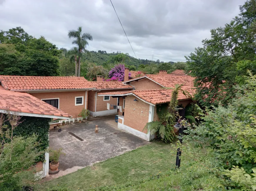 Foto 1 de Fazenda/Sítio com 6 Quartos à venda, 720m² em Vila Junqueira, São Roque