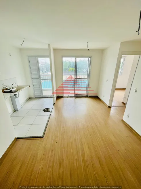 Foto 1 de Apartamento com 2 Quartos para alugar, 45m² em Parque Industrial Tomas Edson, São Paulo