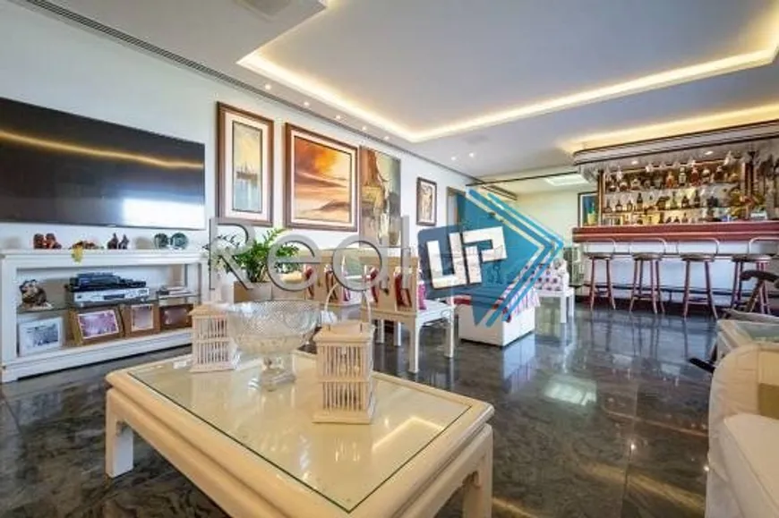 Foto 1 de Apartamento com 4 Quartos à venda, 263m² em Barra da Tijuca, Rio de Janeiro