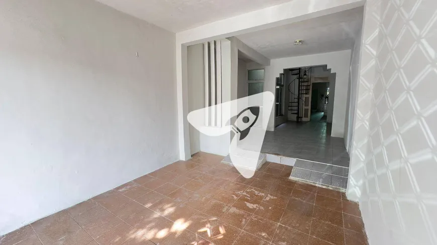 Foto 1 de Casa de Condomínio com 5 Quartos à venda, 212m² em Centro, Fortaleza