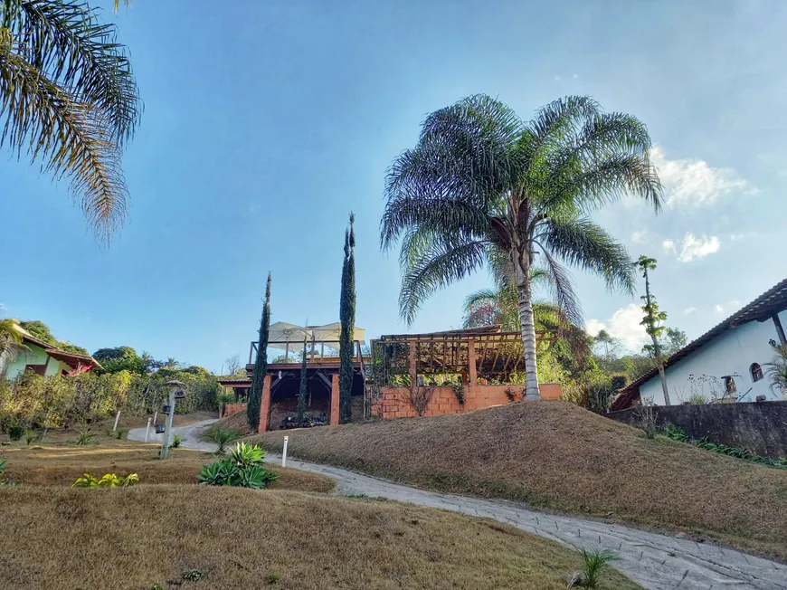 Foto 1 de Fazenda/Sítio com 3 Quartos à venda, 450m² em Igrejinha, Juiz de Fora