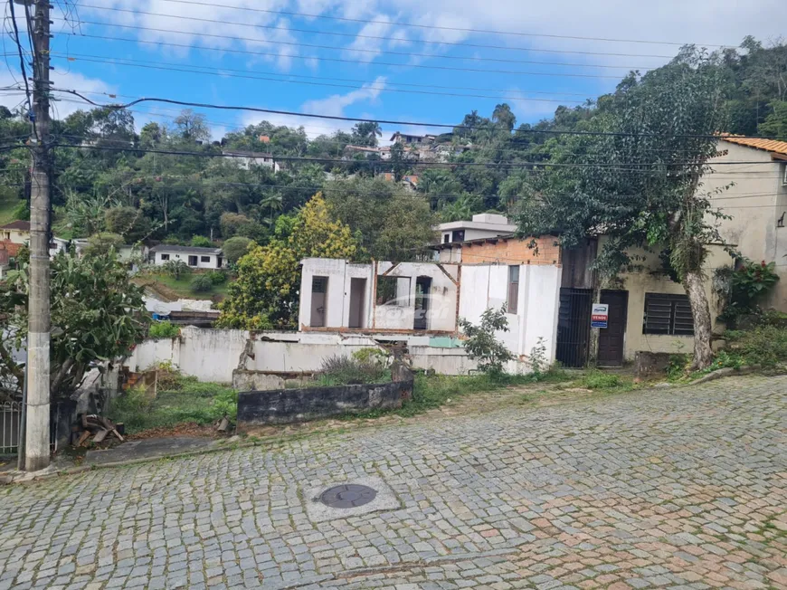 Foto 1 de Lote/Terreno à venda, 388m² em Centro, Blumenau