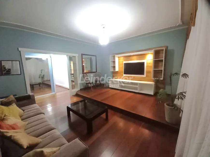 Foto 1 de Apartamento com 3 Quartos para alugar, 145m² em Rio Branco, Porto Alegre