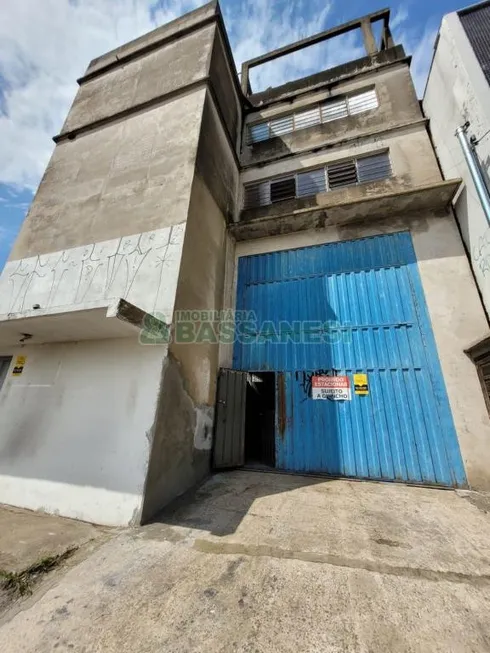 Foto 1 de Ponto Comercial para alugar, 280m² em Pio X, Caxias do Sul