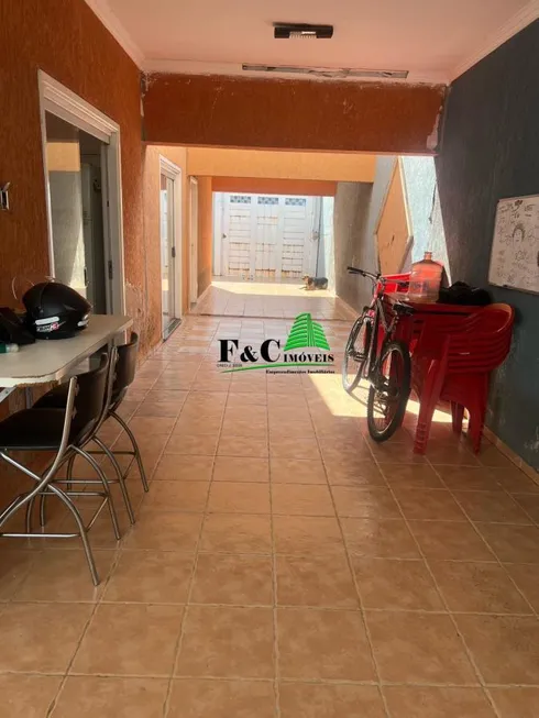 Foto 1 de Casa com 3 Quartos à venda, 250m² em Vila Rosana, Limeira