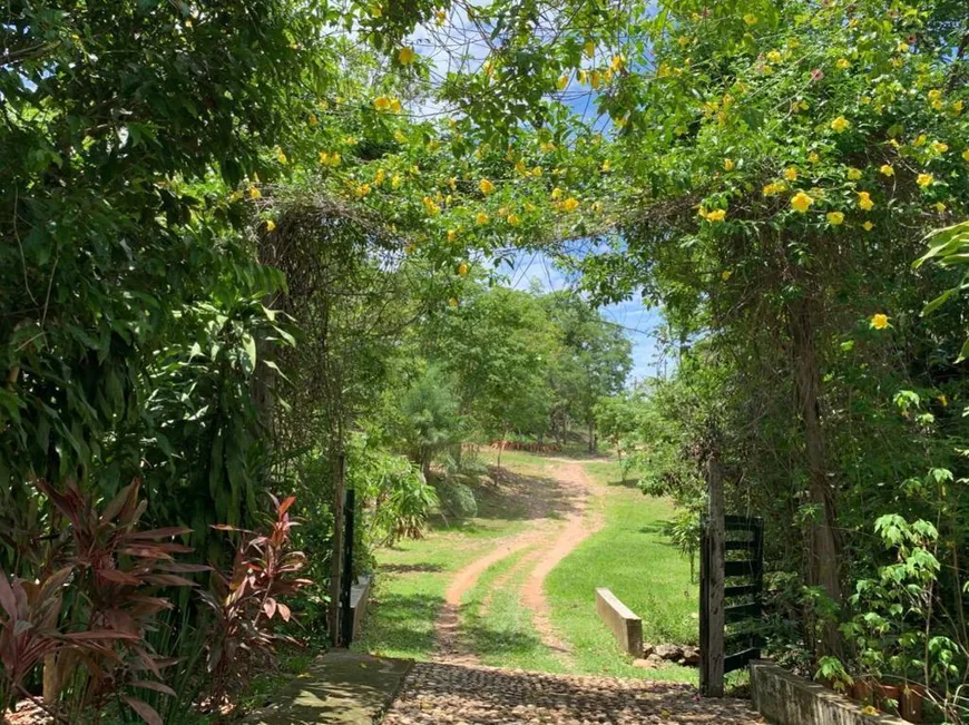 Foto 1 de Fazenda/Sítio com 3 Quartos à venda, 30000m² em Jardim Vitória, Cuiabá