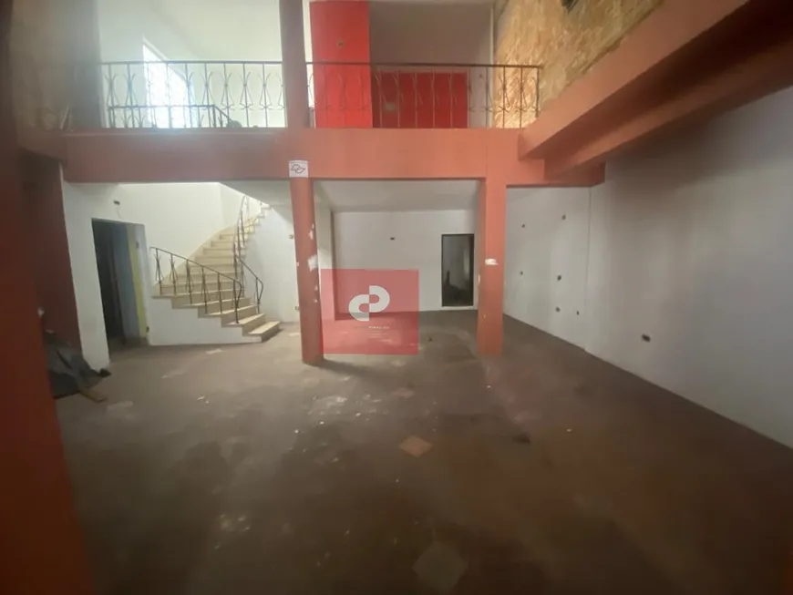 Foto 1 de Ponto Comercial com 2 Quartos para venda ou aluguel, 244m² em Moema, São Paulo