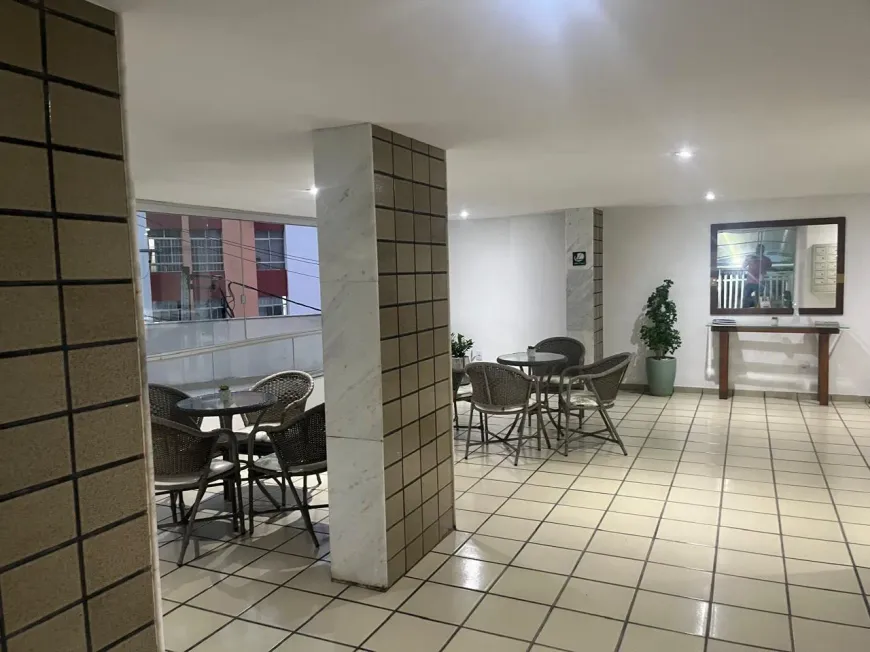 Foto 1 de Apartamento com 2 Quartos à venda, 70m² em Pituba, Salvador