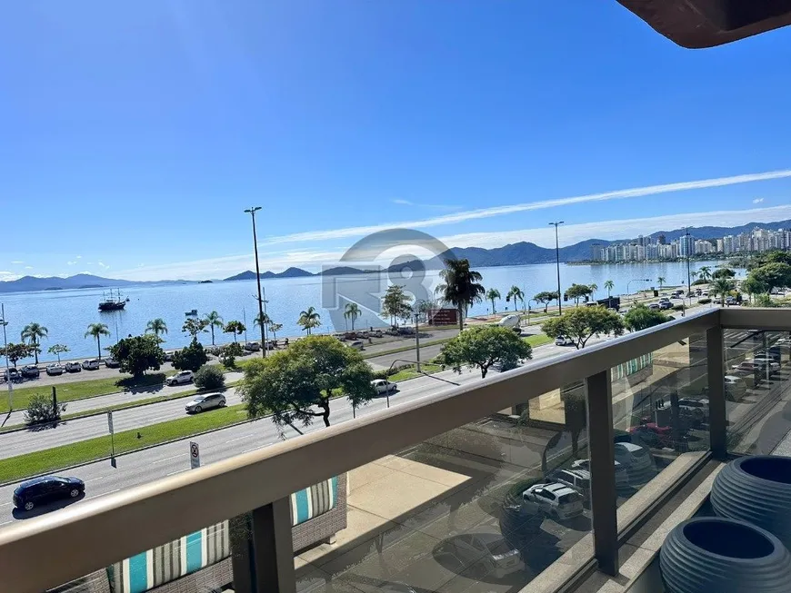 Foto 1 de Apartamento com 3 Quartos à venda, 283m² em Beira Mar, Florianópolis