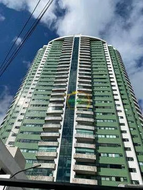 Foto 1 de Apartamento com 4 Quartos à venda, 205m² em Casa Forte, Recife