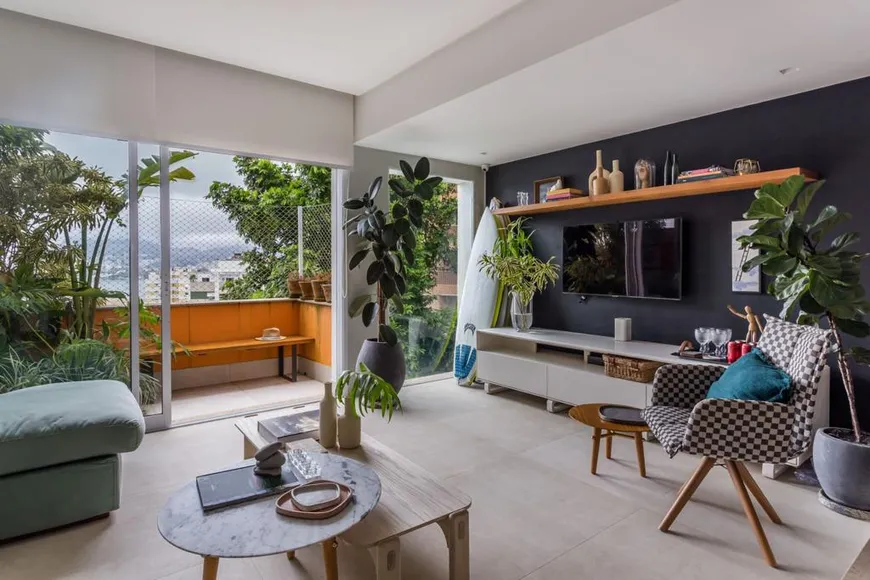 Foto 1 de Apartamento com 3 Quartos à venda, 260m² em Lagoa, Rio de Janeiro