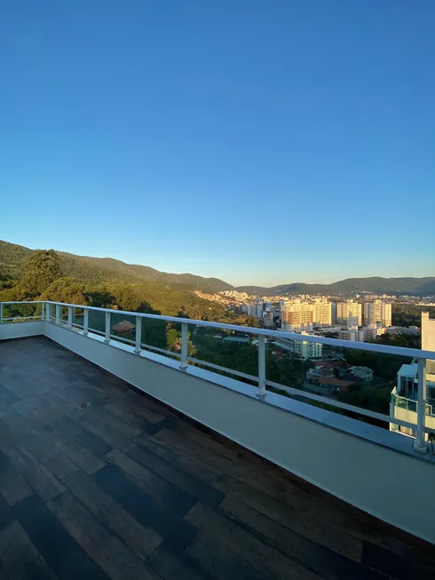 Foto 1 de Cobertura com 1 Quarto à venda, 131m² em Itacorubi, Florianópolis