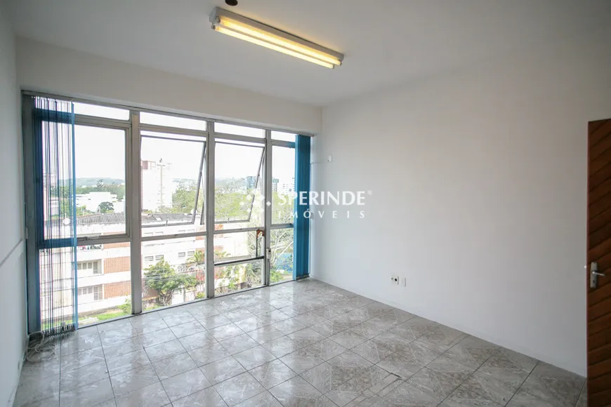 Foto 1 de Sala Comercial para alugar, 31m² em Petrópolis, Porto Alegre