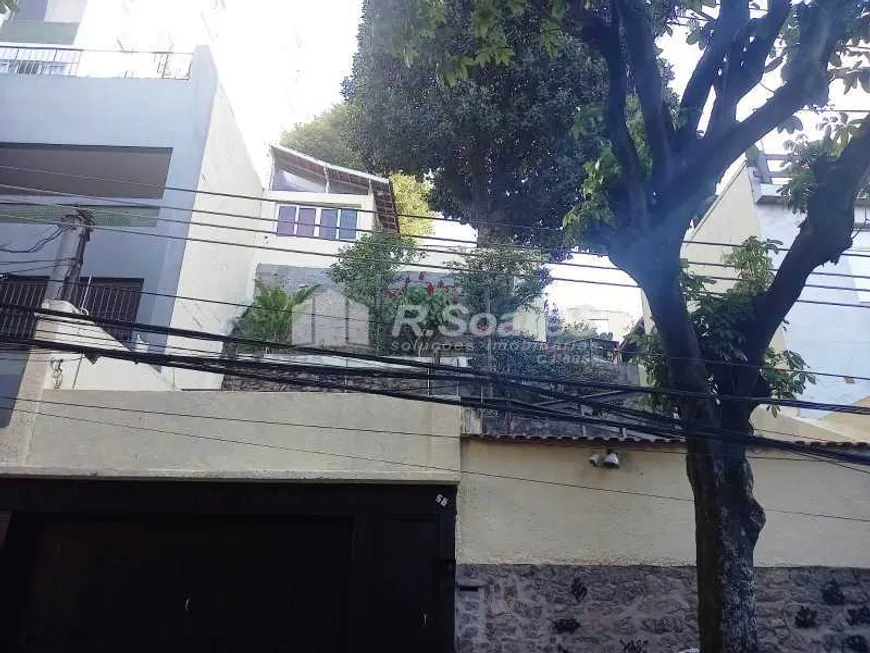 Foto 1 de Casa com 5 Quartos à venda, 340m² em Estacio, Rio de Janeiro