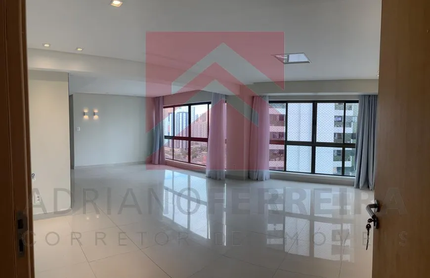 Foto 1 de Apartamento com 4 Quartos à venda, 130m² em Boa Viagem, Recife