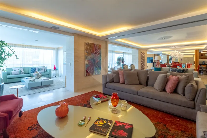 Foto 1 de Apartamento com 4 Quartos à venda, 370m² em Campo Belo, São Paulo