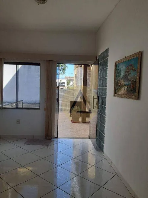 Foto 1 de Casa com 3 Quartos à venda, 600m² em Praia Campista, Macaé