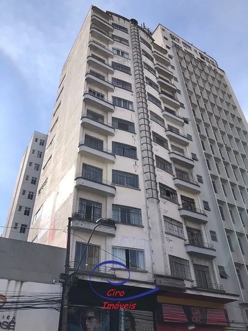 Foto 1 de Apartamento com 2 Quartos à venda, 60m² em Centro, Curitiba