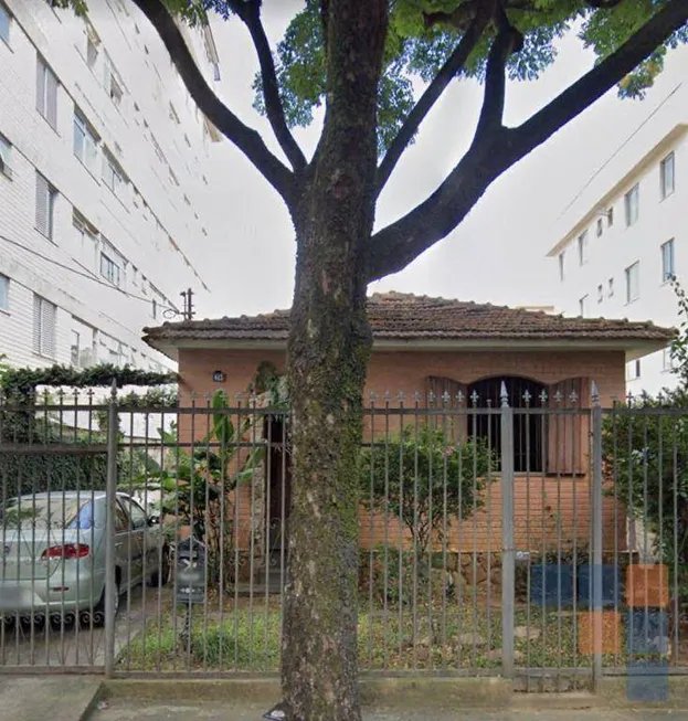 Foto 1 de Casa com 3 Quartos à venda, 600m² em Santo Antônio, Belo Horizonte