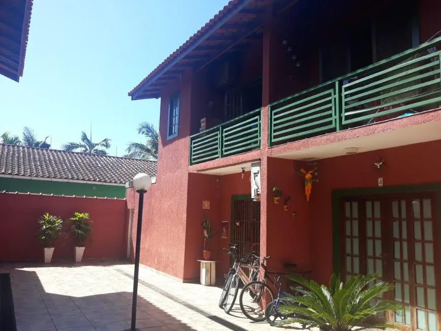 Foto 1 de Casa de Condomínio com 2 Quartos à venda, 108m² em Indaia, Bertioga