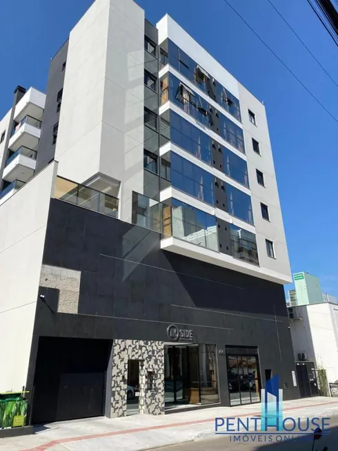Foto 1 de Apartamento com 2 Quartos à venda, 62m² em Ariribá, Balneário Camboriú