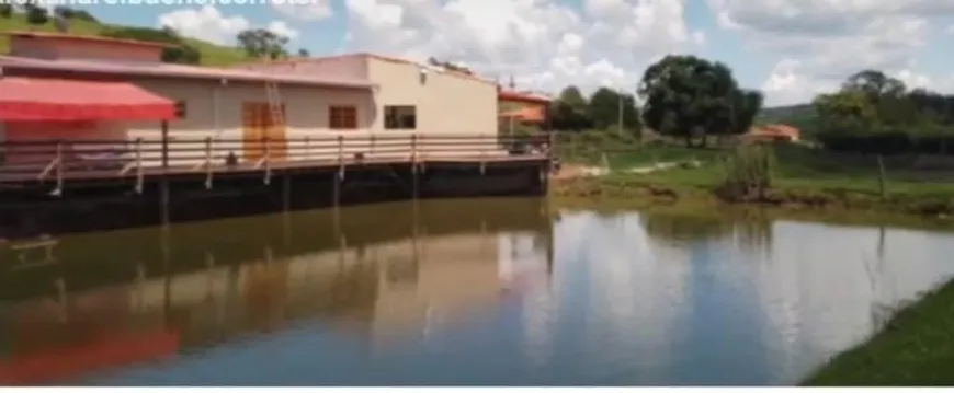 Foto 1 de Fazenda/Sítio com 2 Quartos à venda, 100m² em Zona Rural, Angatuba