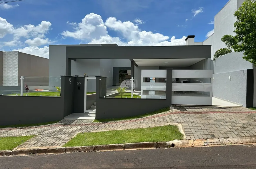 Foto 1 de Casa com 3 Quartos à venda, 170m² em Parque do Som, Pato Branco