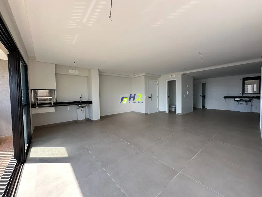 Foto 1 de Apartamento com 3 Quartos à venda, 160m² em Vila Aviação, Bauru