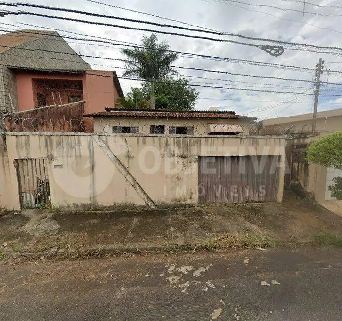 Foto 1 de Lote/Terreno à venda, 432m² em Tabajaras, Uberlândia